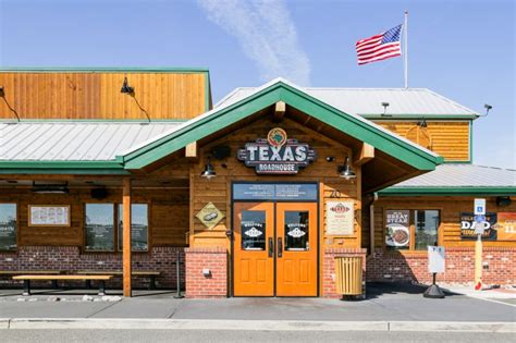 However, the fantastic service at <b>Outback</b> set a sky-high bar that <b>LongHorn</b>. . Are longhorn and outback owned by the same company